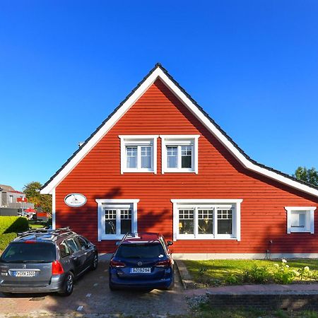 Ferienwohnungen Haus Gezeiten Neuharlingersiel Exterior photo